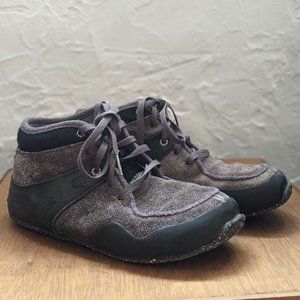 Teva Suede Child Shoe - Youth U.S 3